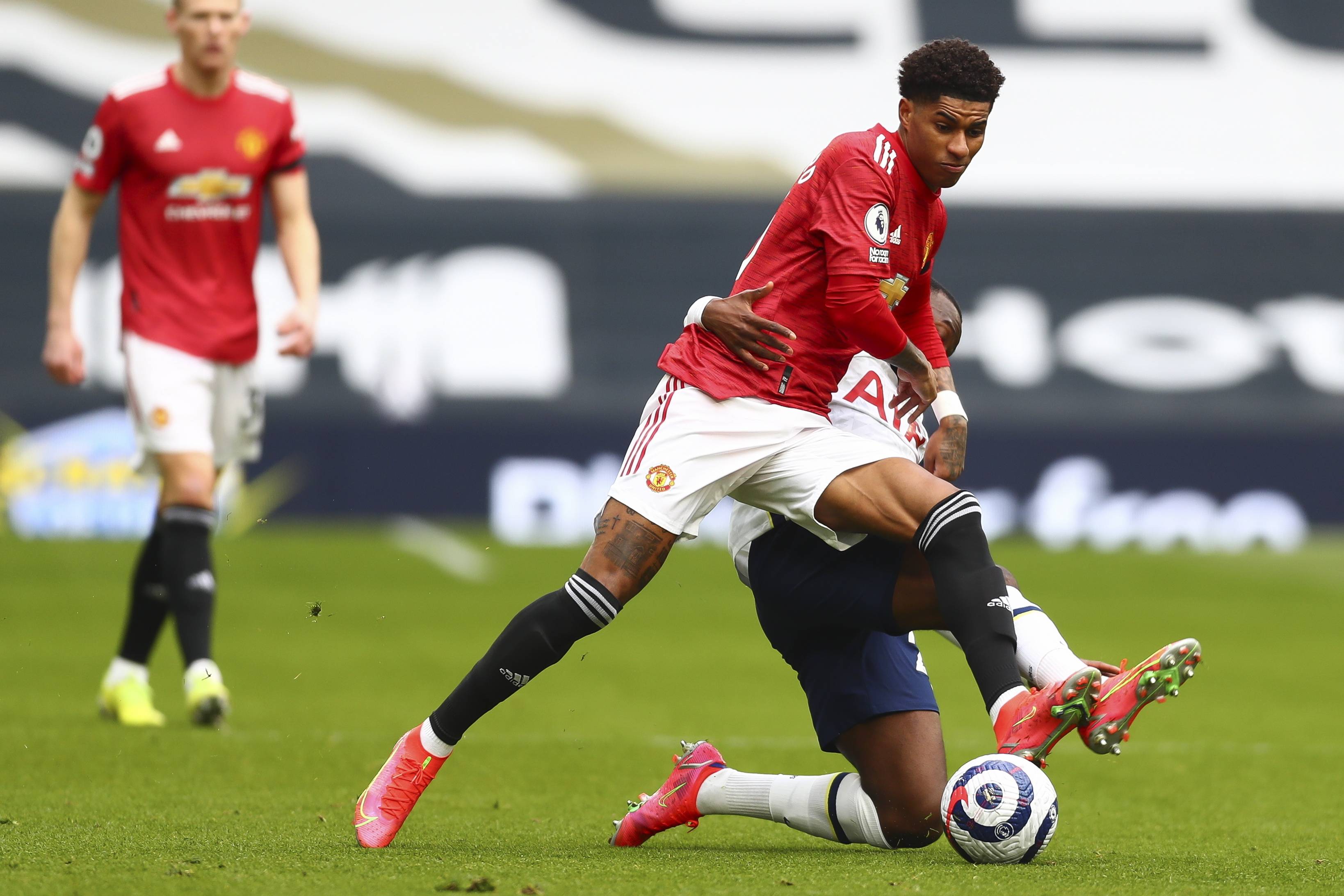 以无比的默 以无比的默