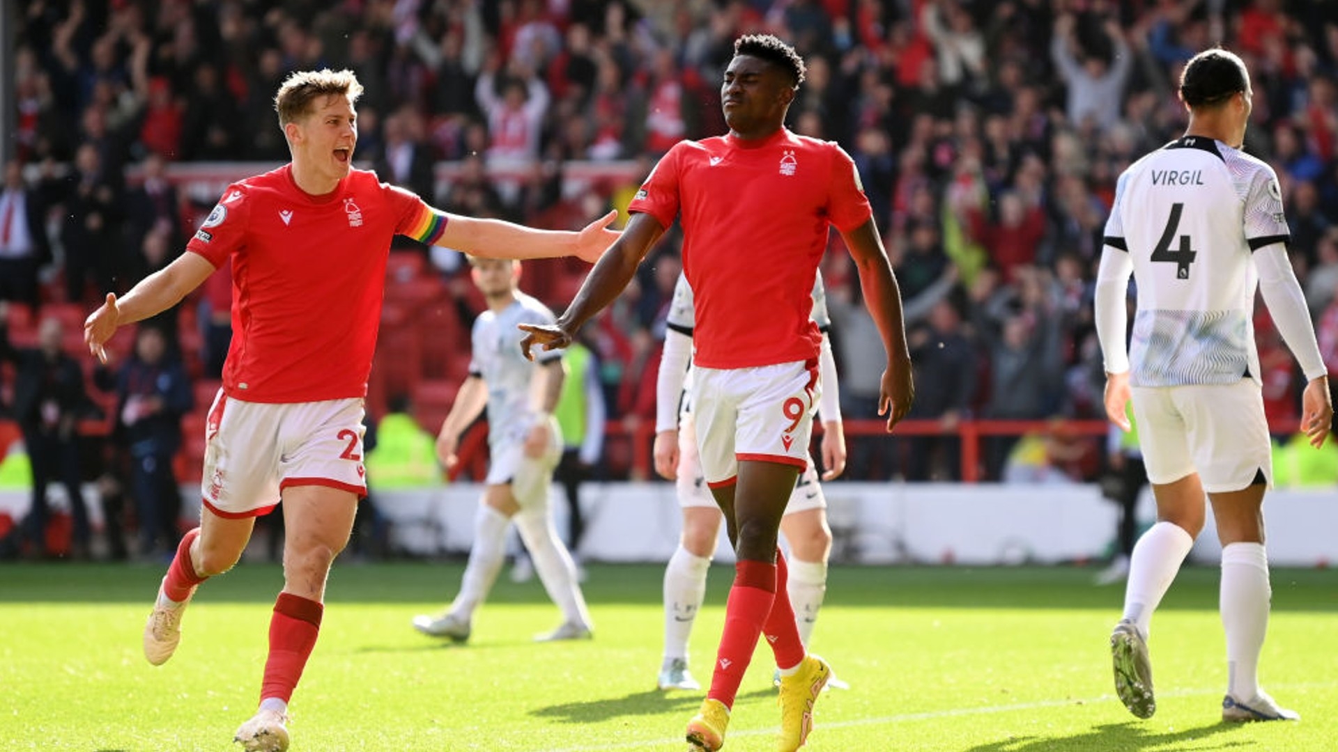 仅体现在他 仅体现在他